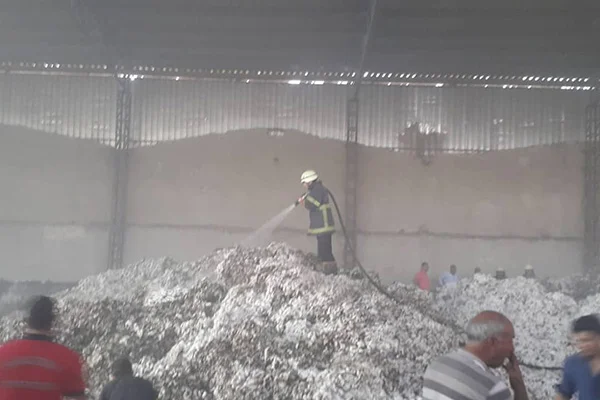 Şanlıurfa'da fabrika yangını