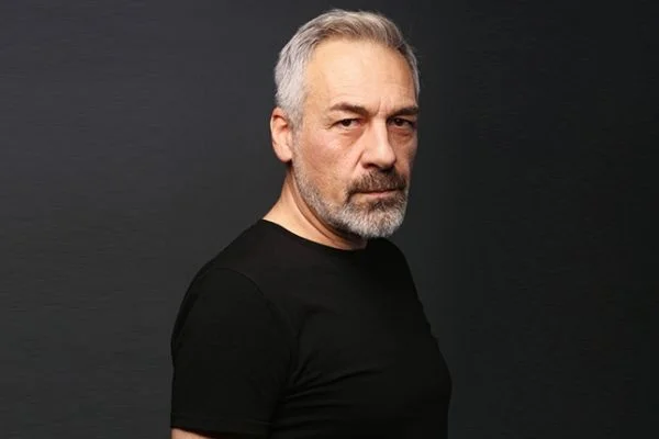 Ünlü oyuncu Mehmet Uslu hayatını kaybetti