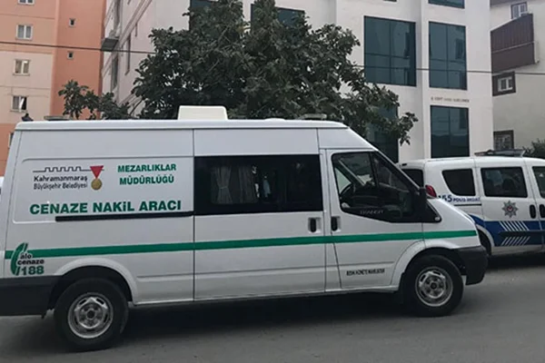 4 gün önce taşındığı apartta ölü bulundu