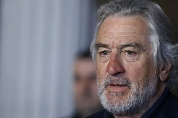ABD'li aktör Robert de Niro'ya şüpheli paket gönderildi