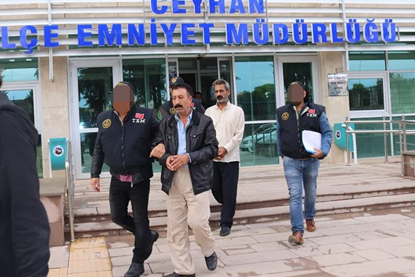 Adana'da terör örgütü YPG/PKK şüphelisi 2 kişi yakalandı