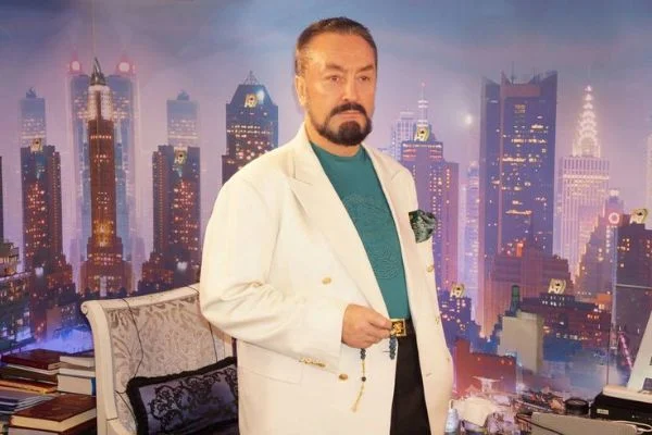 Adnan Oktar'ın sağ kolu tutuklandı
