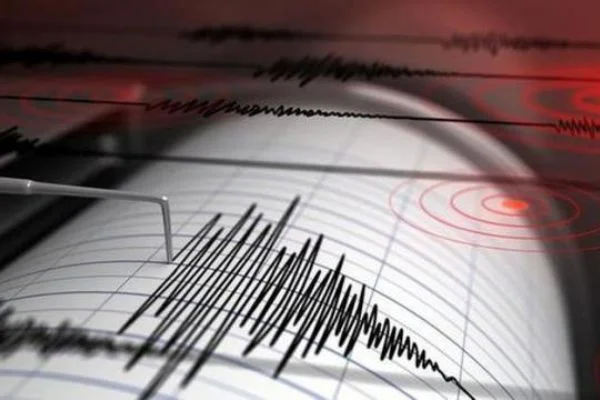 Akdeniz'de 4 büyüklüğünde deprem