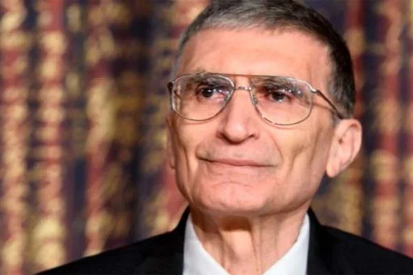 Aziz Sancar: Türk dünyası bilime ağırlık vermesi gerekir