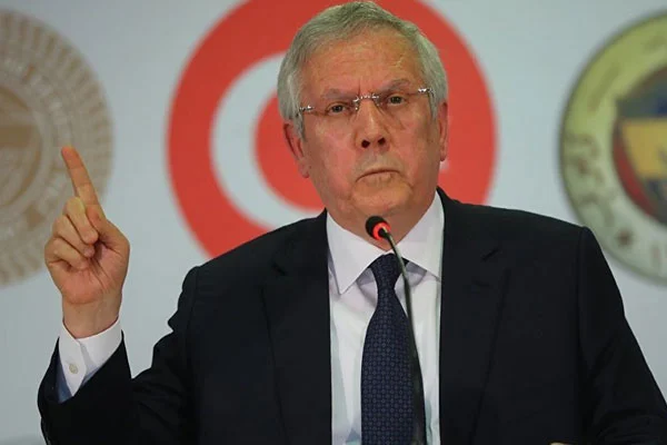 Aziz Yıldırım'a 3 milyon 5 bin TL'lik haciz