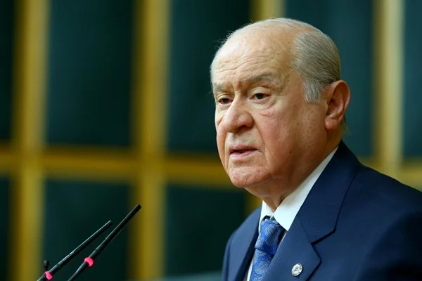 Bahçeli'den sürpriz karar