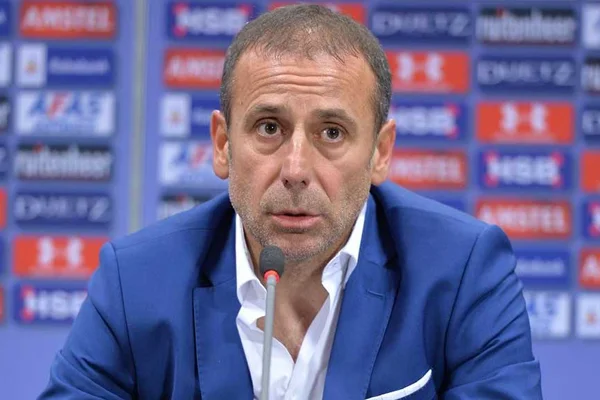 Başakşehir Teknik Direktöründen Arda Turan açıklaması!