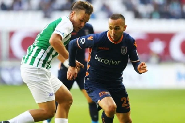 Başakşehir zirveye oturdu