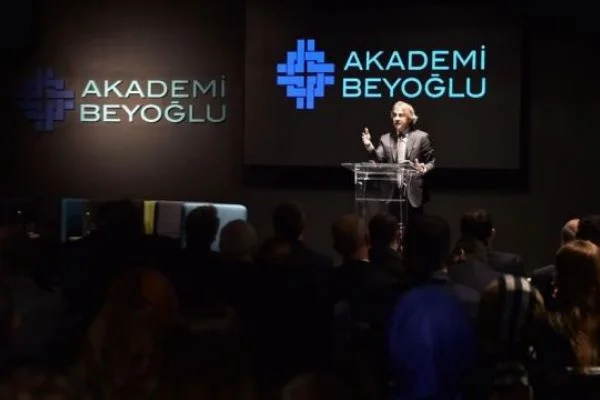 Beyoğlu Belediyesi'nden gençlere yönelik dev proje