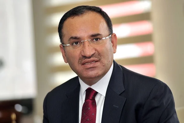 Bozdağ'dan Bahçeli'ye cevap: Bu tutum bölücülük yapanları memnun eder