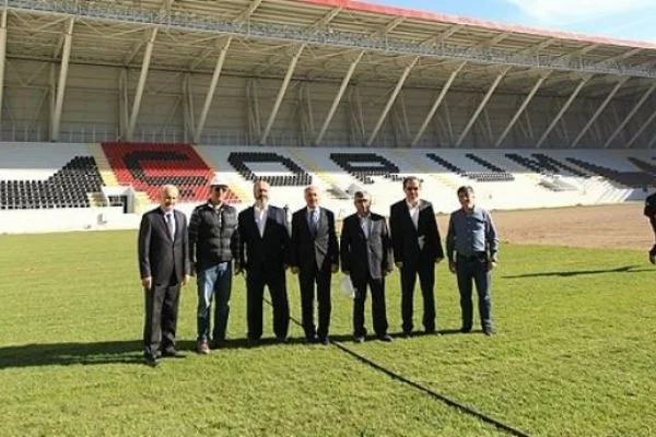 Çorum'un yeni stadına yerli çim