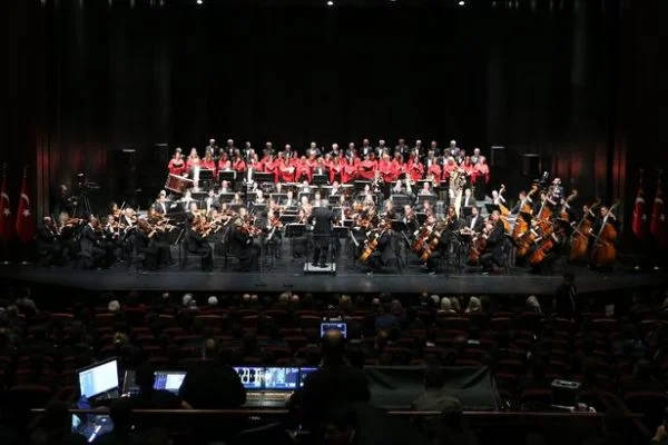 CSO yeni sezon açılışı, Cumhurbaşkanlığı Külliyesi'nde yapıldı
