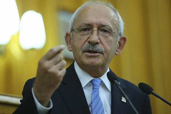 'Donarak şehit olan askerin babasına haberi Mezarlıklar Müdürlüğü verdi'
