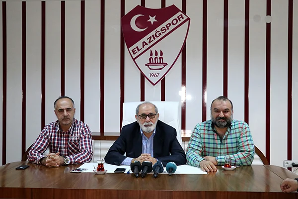 Elazığspor'da başkan ve yönetim istifasını açıkladı