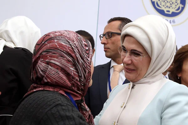 Emine Erdoğan 'Yaşlı Refahı İçin Yaşlı Hakları' konferansında