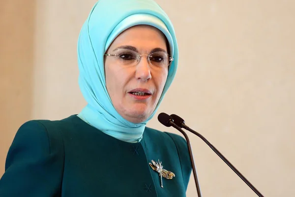Emine Erdoğan: 'Yerli tohumun peşine düşelim'