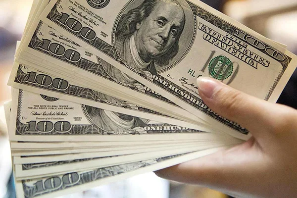 Enflasyon verilerinin açıklanmasına dolardan ilk tepki