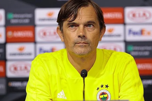 Fenerbahçe'de Philip Cocu yankıları devam ediyor