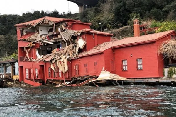 Gemi çarpan yalının son hali