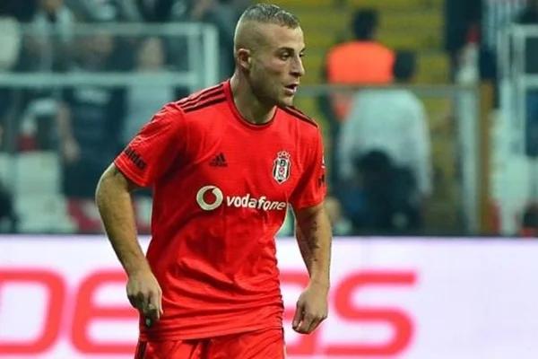 Gökhan Töre'den kötü haber