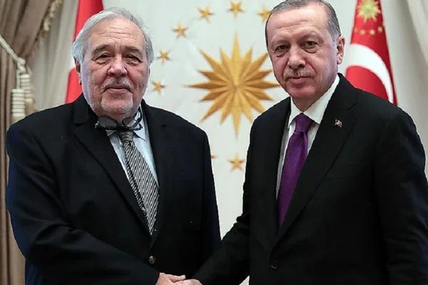İlber Ortaylı, kütüphanesini Cumhurbaşkanlığı Külliyesi'ne bağışladı