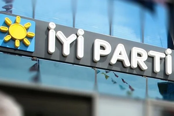 İYİ Parti'de toplu istifa