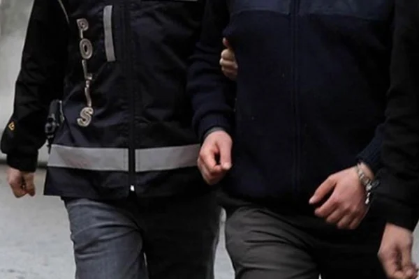 İzmir'de IŞİD operasyonu: 5 gözaltı