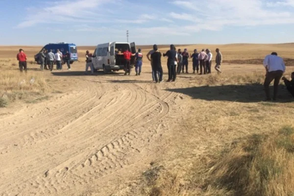 Konya'da yol kenarına gömülü 50 kilo C4 bulundu