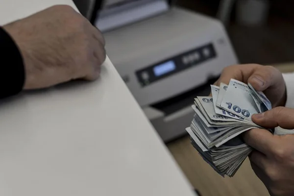 Kredi başvurusu kabul edilmeyince bankayı ayağa kaldırdı!