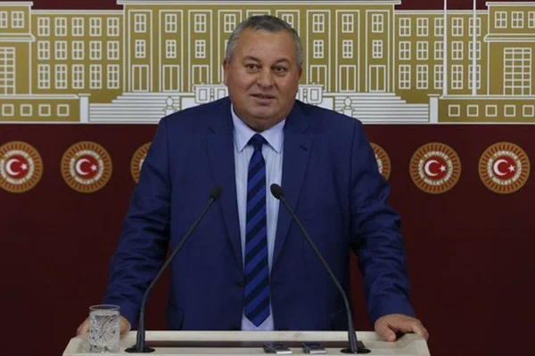 MHP'den 'emeklilikte yaşa takılanlar' açıklaması