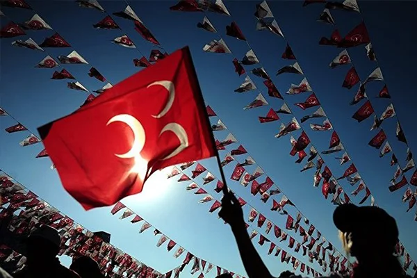 MHP'den İstanbul için Bedrettin Dalan iddiası