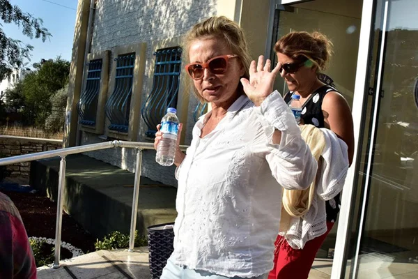 Nazlı Ilıcak Yargıtay'a, Bülent Arınç'ın sözleriyle savunma yaptı