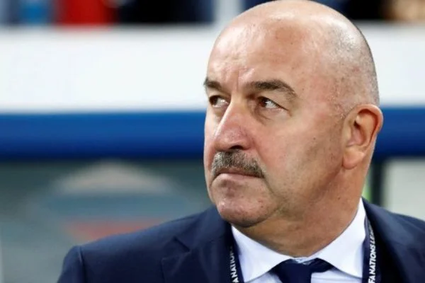 Rusya Teknik Direktörü konuştu: Futbol oynuyoruz artistik jimnastik yapmıyoruz