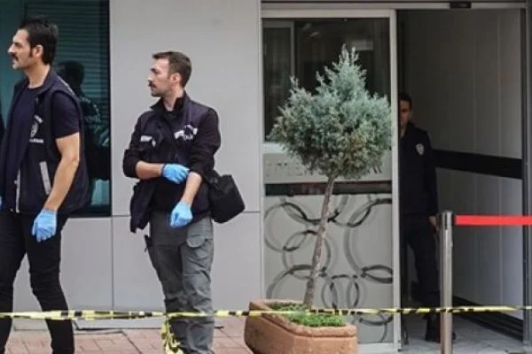 Saldırıya uğrayan doktor hayatını kaybetti