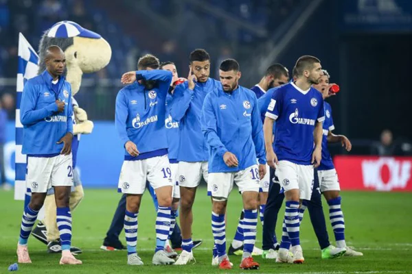 Schalke'de bir eksik daha! İşte son kadro...