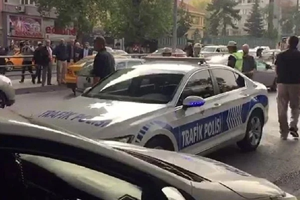 TBMM yakınında polis traktöre ateş açtı