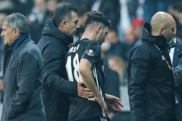 Tolgay Arslan'dan Beşiktaş'a kötü haber