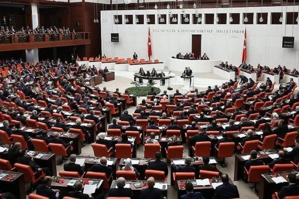 Trafik Kanunu teklifi TBMM Genel Kurulu'nda