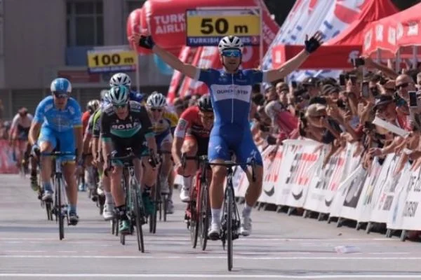 TUR 2018'de ilk etabın kazananı Richeze oldu