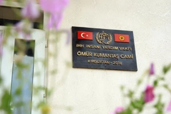 Türkiyeli hayırseverlerden Kırgızistan'a 3 yeni cami