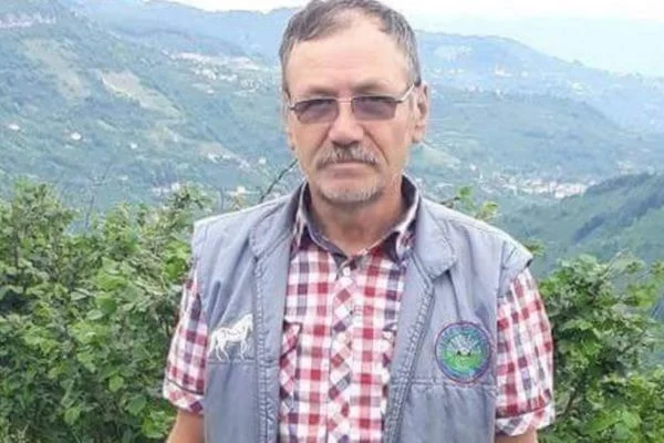 Üzerine ağaç düştü, kopan bacağı bulunamadı