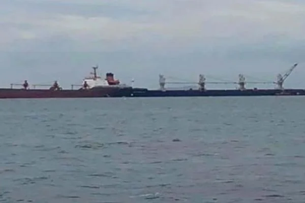 Yenikapı açıklarında iki gemi çarpıştı