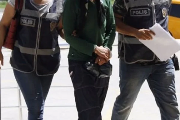 4 ilde FETÖ operasyonu: 10 gözaltı