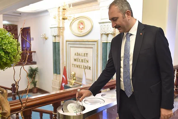 Adalet Bakanlığından 'Sıfır Atık Projesine' destek