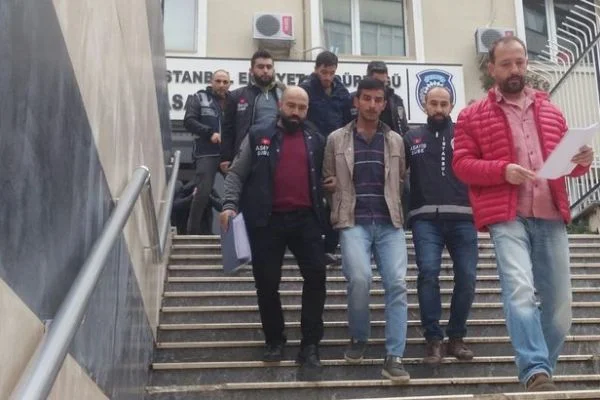 Ağabeyinin arkadaşını öldürüp toprağa gömdü