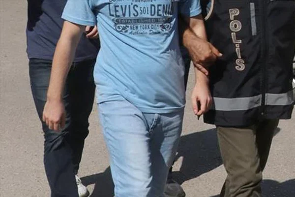 Ağrı merkezli 8 ilde FETÖ operasyonu