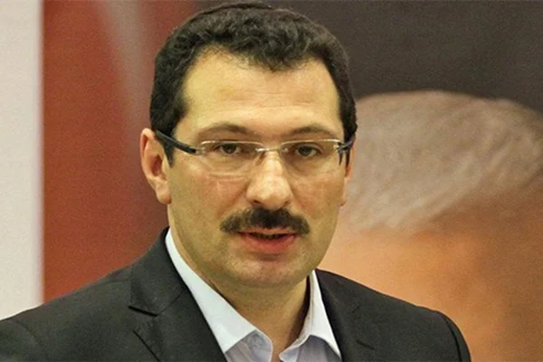 AK Parti'ye 7 bin 180 aday adaylığı başvurusu