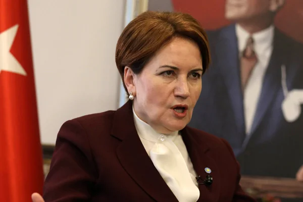 Akşener'den Ali Erbaş'a tepki: Fesli müptezele vefa gösterdi