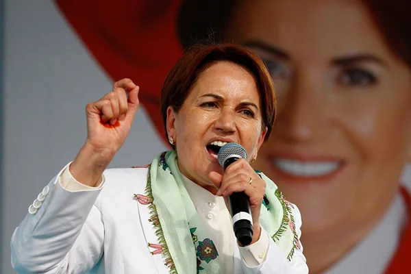 Akşener: KPSS'nin öğretmenler için çıkarılması ülkeye ihanettir