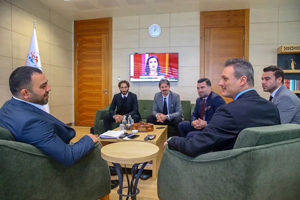 Alpay Özalan'dan Hamza Yerlikaya'ya ziyaret